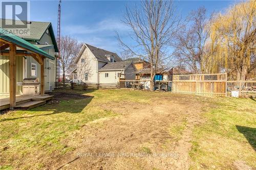 2076 Main Street N, Haldimand, ON - Outdoor