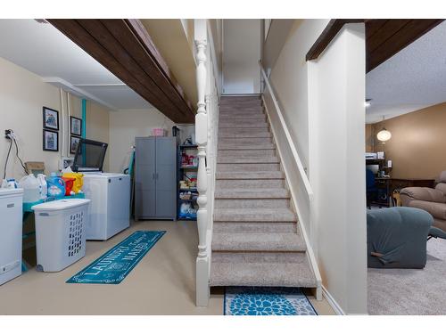 225 Ritchie Street, Kimberley, BC - Indoor Photo Showing Laundry Room