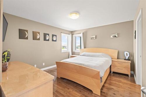 65 Dodds Road, Headingley, MB - Indoor Photo Showing Bedroom