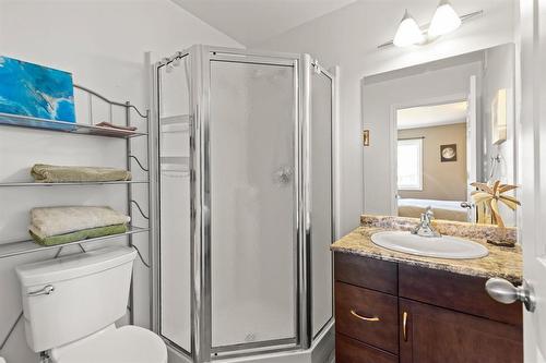 65 Dodds Road, Headingley, MB - Indoor Photo Showing Bathroom