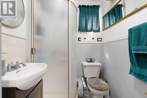 166 Harmony Road S, Oshawa, ON - Indoor Photo Showing Bathroom
