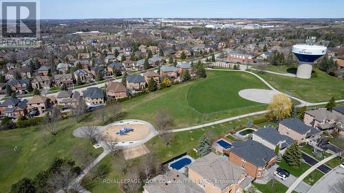 715 Highland Blade Road, Newmarket, ON - Outdoor With View