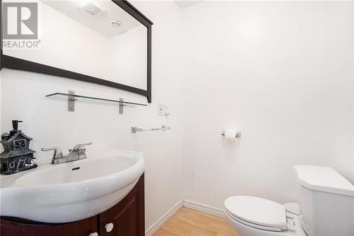 1786 Clarendon Road, Central Frontenac (Frontenac Centre), ON - Indoor Photo Showing Bathroom