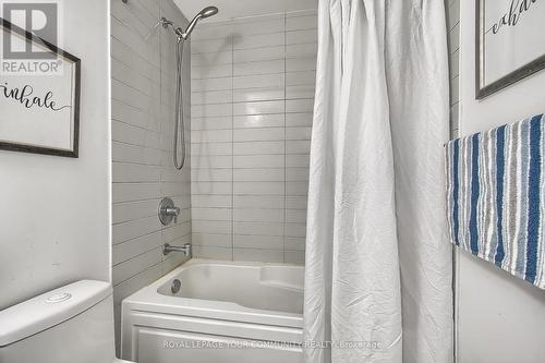 2103 - 199 Richmond Street W, Toronto, ON - Indoor Photo Showing Bathroom