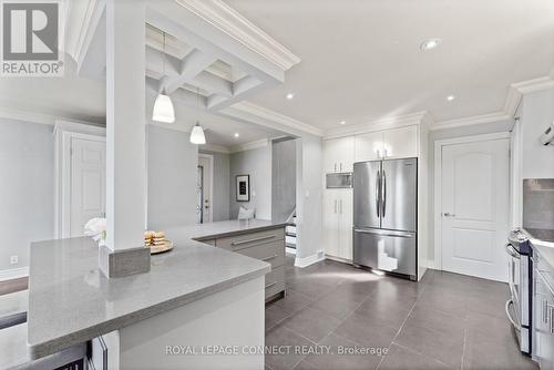 23 Penetang Crescent, Toronto, ON - Indoor Photo Showing Kitchen