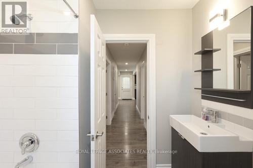 Main - 203 Cromwell Avenue, Oshawa, ON - Indoor Photo Showing Bathroom