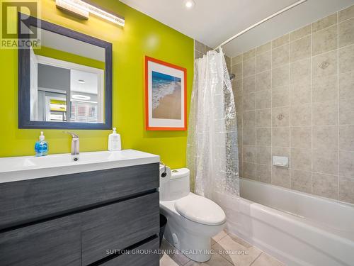 1210 - 2 Clairtrell Road, Toronto, ON - Indoor Photo Showing Bathroom