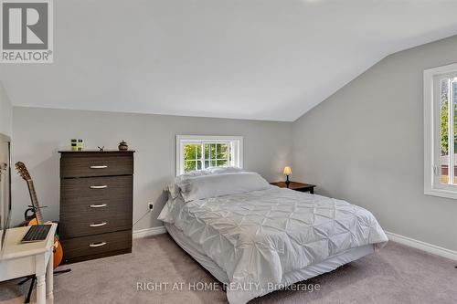 832 Crawford Drive, Peterborough, ON - Indoor Photo Showing Kitchen