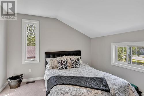 832 Crawford Drive, Peterborough, ON - Indoor Photo Showing Bedroom