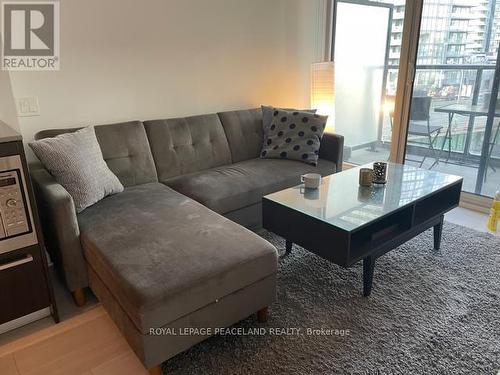 805 - 70 Queens Wharf Road, Toronto, ON - Indoor Photo Showing Living Room