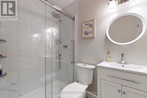 119 Deanscroft Square, Toronto, ON - Indoor Photo Showing Bathroom
