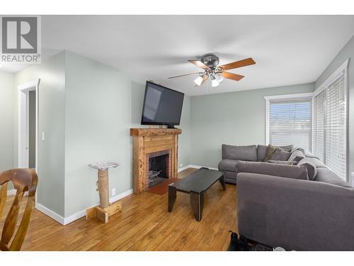 9811 97N Highway, Lake Country, BC - Indoor Photo Showing Living Room With Fireplace