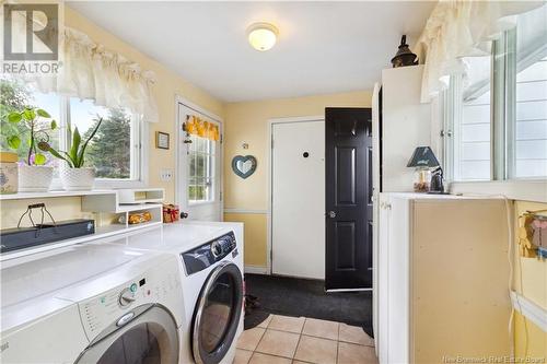 8 Durling Drive, Island View, NB - Indoor Photo Showing Laundry Room