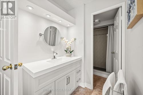 #407 - 1555 Finch Avenue E, Toronto, ON - Indoor Photo Showing Bathroom