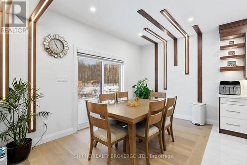 2637 Bobolink Lane, London, ON - Indoor Photo Showing Dining Room