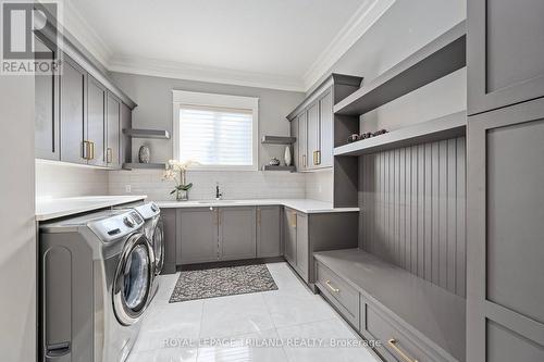 1010 Longworth Road, London, ON - Indoor Photo Showing Laundry Room