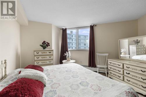 1139 Queen St E # 208, Sault Ste. Marie, ON - Indoor Photo Showing Bedroom