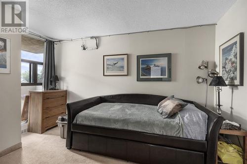 1139 Queen St E # 208, Sault Ste. Marie, ON - Indoor Photo Showing Bedroom