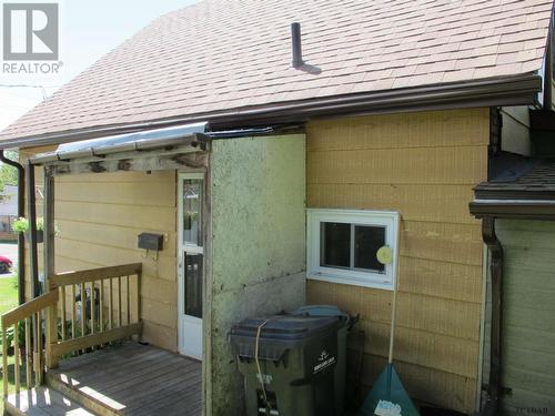 706 Government Rd W, Kirkland Lake, ON - Outdoor With Exterior