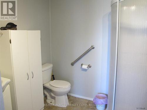 706 Government Road W, Kirkland Lake, ON - Indoor Photo Showing Bathroom