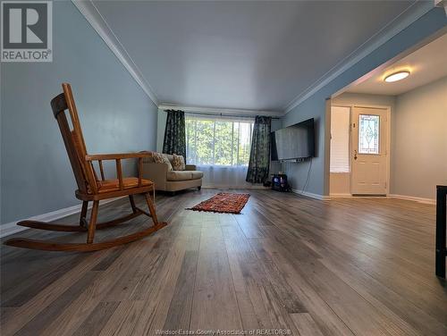 2971 Brimley Drive, Windsor, ON - Indoor Photo Showing Living Room