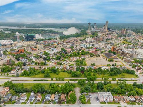 5024 Stamford Street, Niagara Falls, ON - Outdoor With View