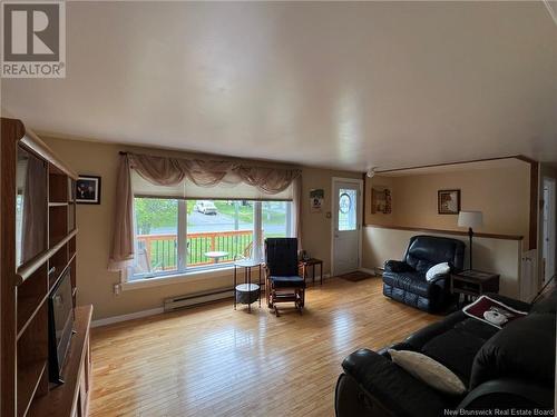 5 Longwood Drive, Grand Bay-Westfield, NB - Indoor Photo Showing Living Room