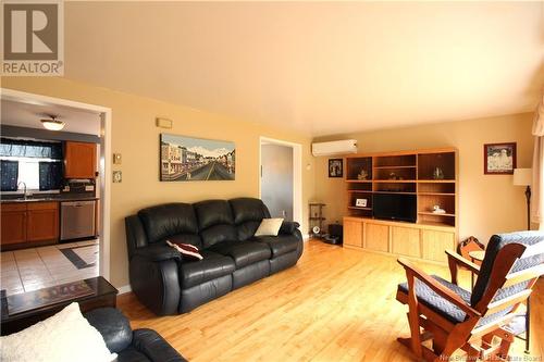 5 Longwood Drive, Grand Bay-Westfield, NB - Indoor Photo Showing Living Room