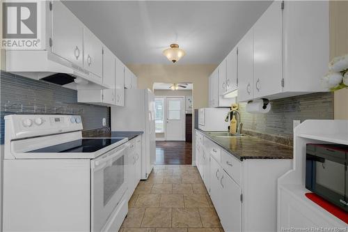 91 University Avenue, Saint John, NB - Indoor Photo Showing Kitchen