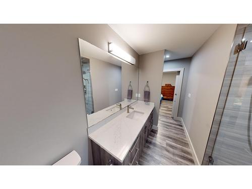 307 Legacy Lookout, Cranbrook, BC - Indoor Photo Showing Bathroom