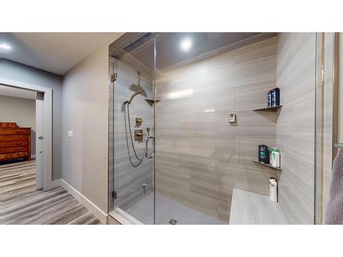 307 Legacy Lookout, Cranbrook, BC - Indoor Photo Showing Bathroom