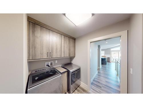 307 Legacy Lookout, Cranbrook, BC - Indoor Photo Showing Laundry Room