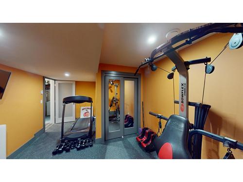 307 Legacy Lookout, Cranbrook, BC - Indoor Photo Showing Gym Room