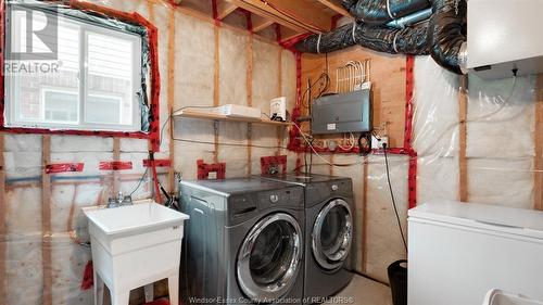 373 White Crescent, Amherstburg, ON - Indoor Photo Showing Laundry Room