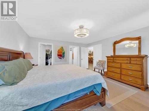 42 York Boulevard, Kingsville, ON - Indoor Photo Showing Bedroom