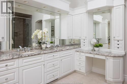 2160 Normandy Street, Lasalle, ON - Indoor Photo Showing Bathroom