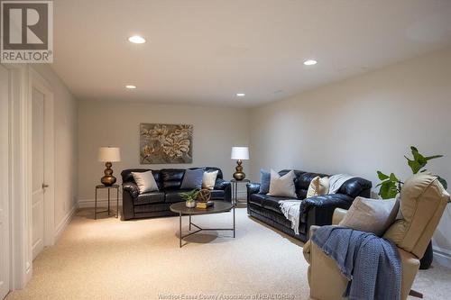 2160 Normandy Street, Lasalle, ON - Indoor Photo Showing Living Room