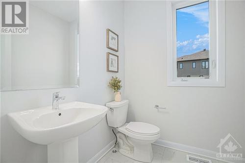 602 Anchor Circle, Manotick, ON - Indoor Photo Showing Bathroom