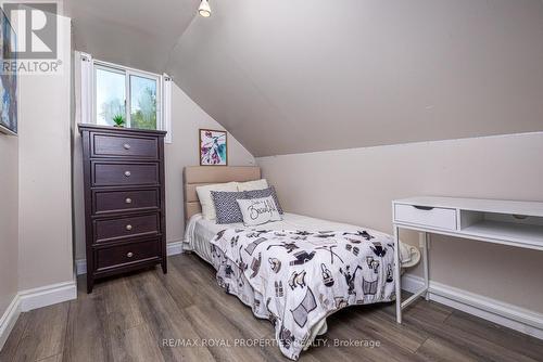 758 Victoria Street, Kingston, ON - Indoor Photo Showing Bedroom