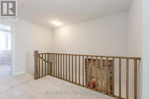 8 Bromley Drive, St. Catharines, ON - Indoor Photo Showing Other Room