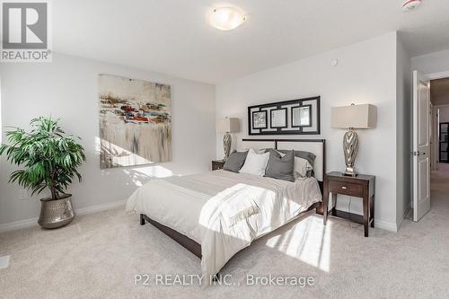 8 Bromley Drive, St. Catharines, ON - Indoor Photo Showing Bedroom