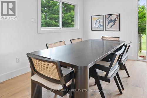 2393 Red Maple Avenue, Lincoln, ON - Indoor Photo Showing Dining Room