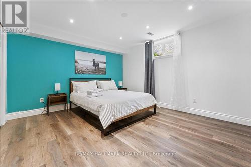 2393 Red Maple Avenue, Lincoln, ON - Indoor Photo Showing Bedroom