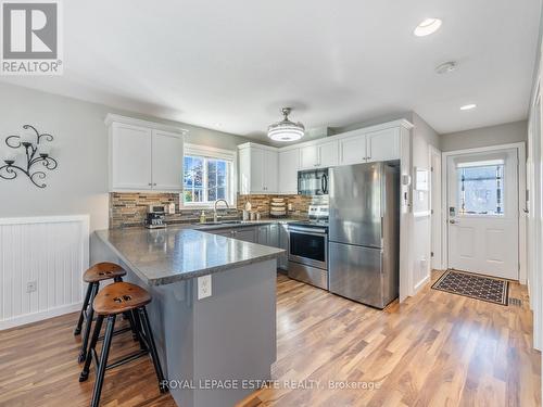 8 Temagami Trail, Wasaga Beach, ON - Indoor Photo Showing Kitchen