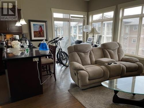 3521 Carrington Road Unit# 304, West Kelowna, BC - Indoor Photo Showing Living Room