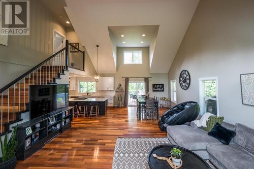 389 Willmann Road, Prince George, BC - Indoor Photo Showing Living Room