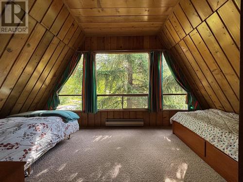 2057 First Avenue, Terrace, BC - Indoor Photo Showing Bedroom