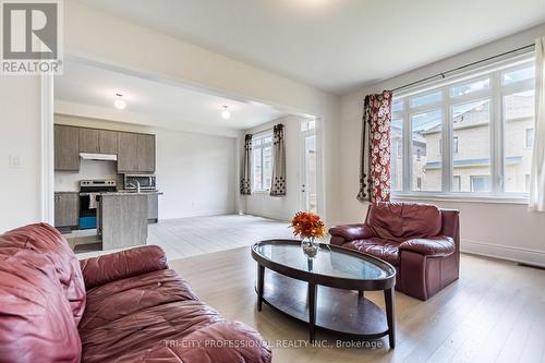 42 Phyllis Drive, Caledon, ON - Indoor Photo Showing Living Room