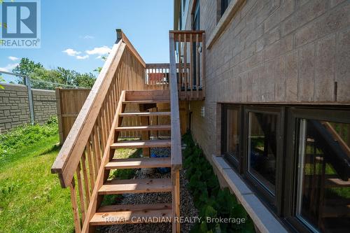 #1 - 166 Deerpath Drive, Guelph, ON - Outdoor