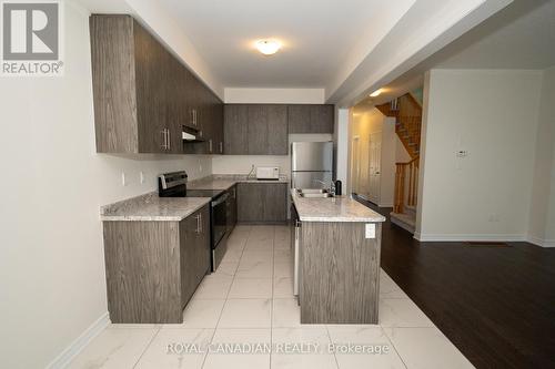 #1 - 166 Deerpath Drive, Guelph, ON - Indoor Photo Showing Kitchen With Double Sink